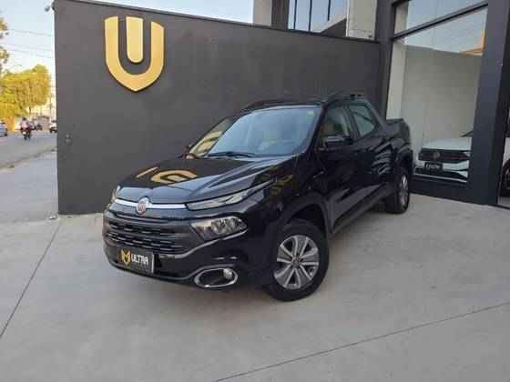FIAT TORO 1.8 16V EVO FLEX FREEDOM AT6 FIAT TORO 1.8 16V EVO FLEX FREEDOM AT6